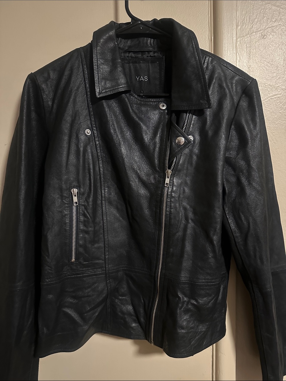 YAS genuine leather jacket